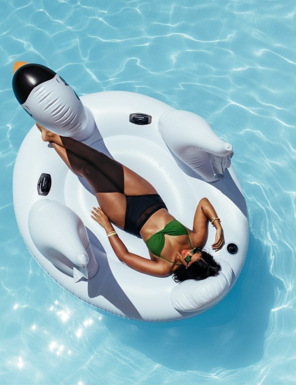 Untitled design (2) Certified Body Squad specialists treat targeted areas with RESONIC for pool day bodies